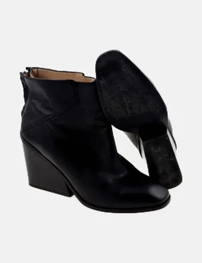 Zara Botín negro tacón